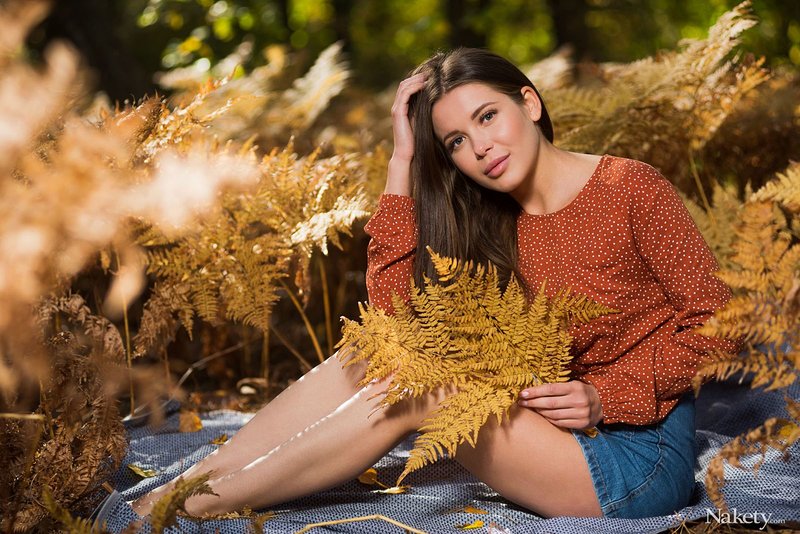 Лиана, 23